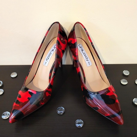 Unilady Camo Pumps - Picture 2 of 4